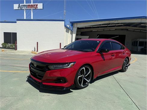 Used 2021 Honda Accord Sport image 2