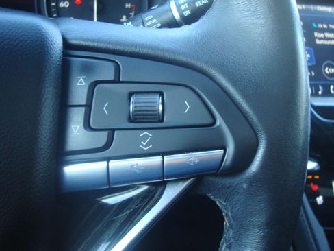 Used 2023 Cadillac XT6 Premium Luxury w/ Technology Package image 14