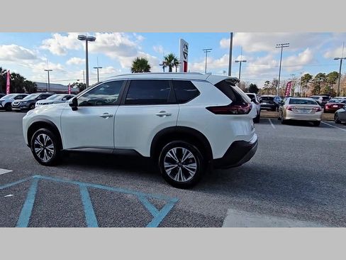 Used 2023 Nissan Rogue SV w/ SV Premium B Package image 28