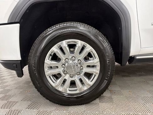 Used 2022 GMC Sierra 2500 Denali w/ Denali Ultimate Package image 14