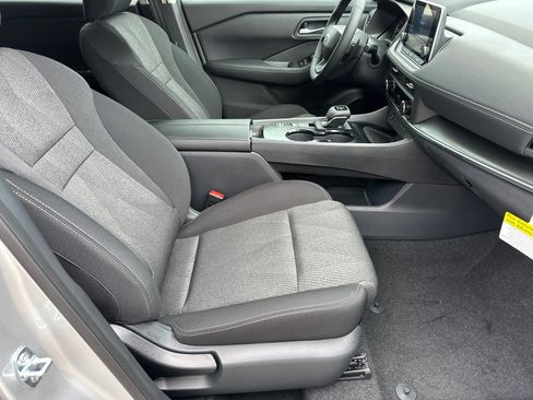 New 2025 Nissan Rogue SV image 14