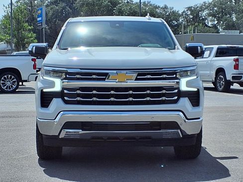 Used 2025 Chevrolet Silverado 1500 LTZ AWD/4WD image 2