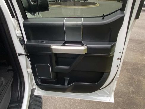 Used 2019 Ford F150 Lariat AWD/4WD image 36