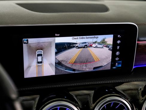 Used 2020 Mercedes-Benz CLA 250 image 21