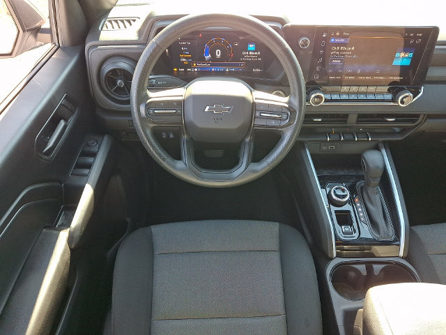 Used 2025 Chevrolet Colorado Trail Boss AWD/4WD image 3