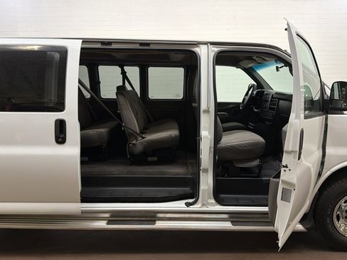 Used 2012 Chevrolet Express 3500 LT w/ LT Preferred Equipment Group RWD image 36