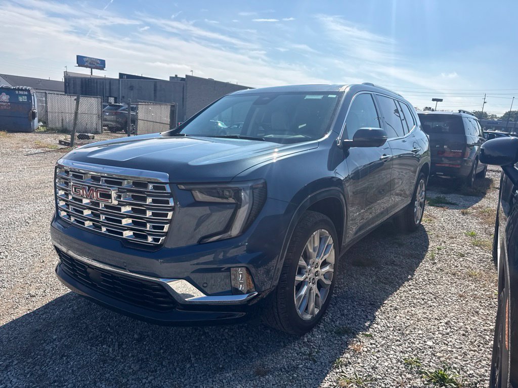 Used 2024 GMC Acadia Denali w/ Super Cruise Package FWD image 1