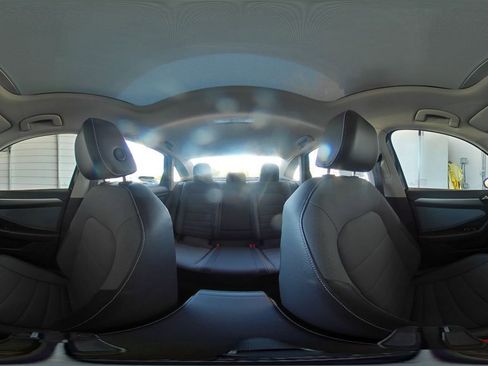 Used 2025 Volkswagen Jetta SE image 41