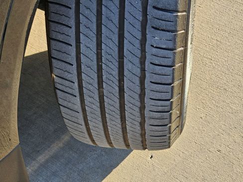 Certified 2025 Cadillac XT5 Premium Luxury image 13