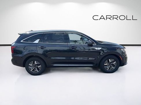 Used 2023 Kia Sorento EX FWD image 2