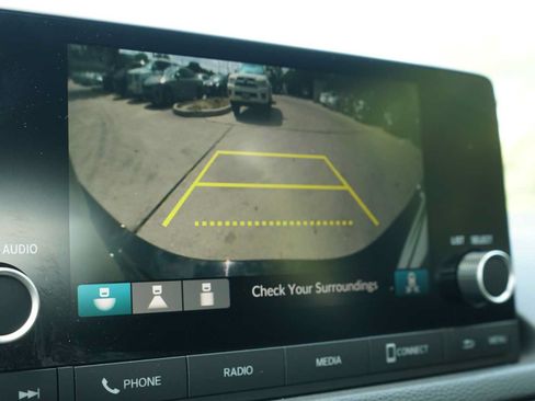 Used 2025 Honda Civic Sport image 11