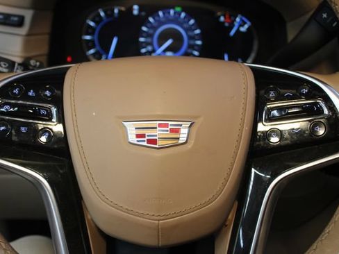 Used 2018 Cadillac Escalade Platinum AWD/4WD image 25