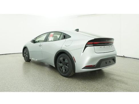 New 2026 Toyota Prius LE image 21