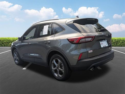 Used 2025 Ford Escape ST-Line AWD/4WD image 7