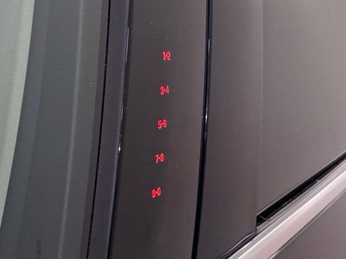 Certified 2023 Lincoln Nautilus Reserve w/ Monochromatic Package image 14