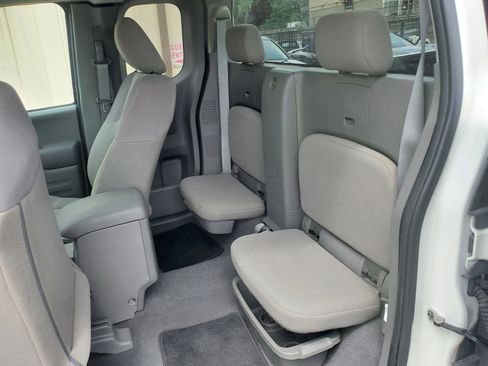 Used 2019 Nissan Frontier S RWD image 32