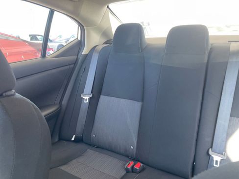 Used 2025 Nissan Sentra SV image 37