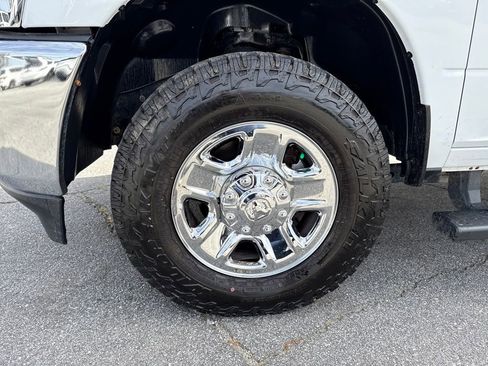 Used 2023 RAM 3500 Tradesman w/ Chrome Appearance Group image 39