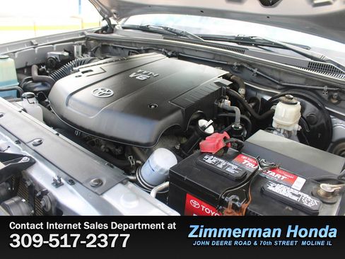 Used 2014 Toyota Tacoma 4x4 Double Cab w/ SR5 Package image 17