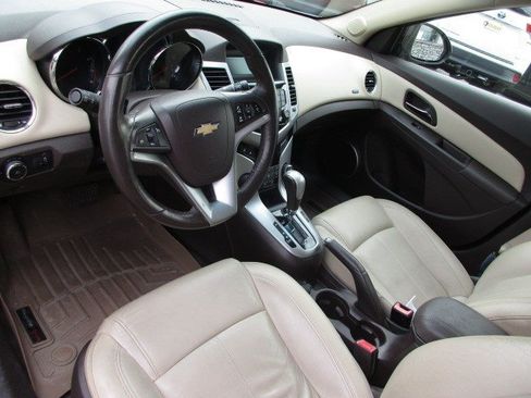 Used 2011 Chevrolet Cruze LT w/ RS Package FWD image 18