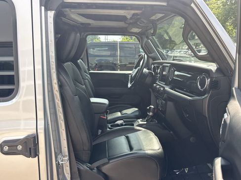 Certified 2021 Jeep Wrangler Unlimited Sahara AWD/4WD image 9