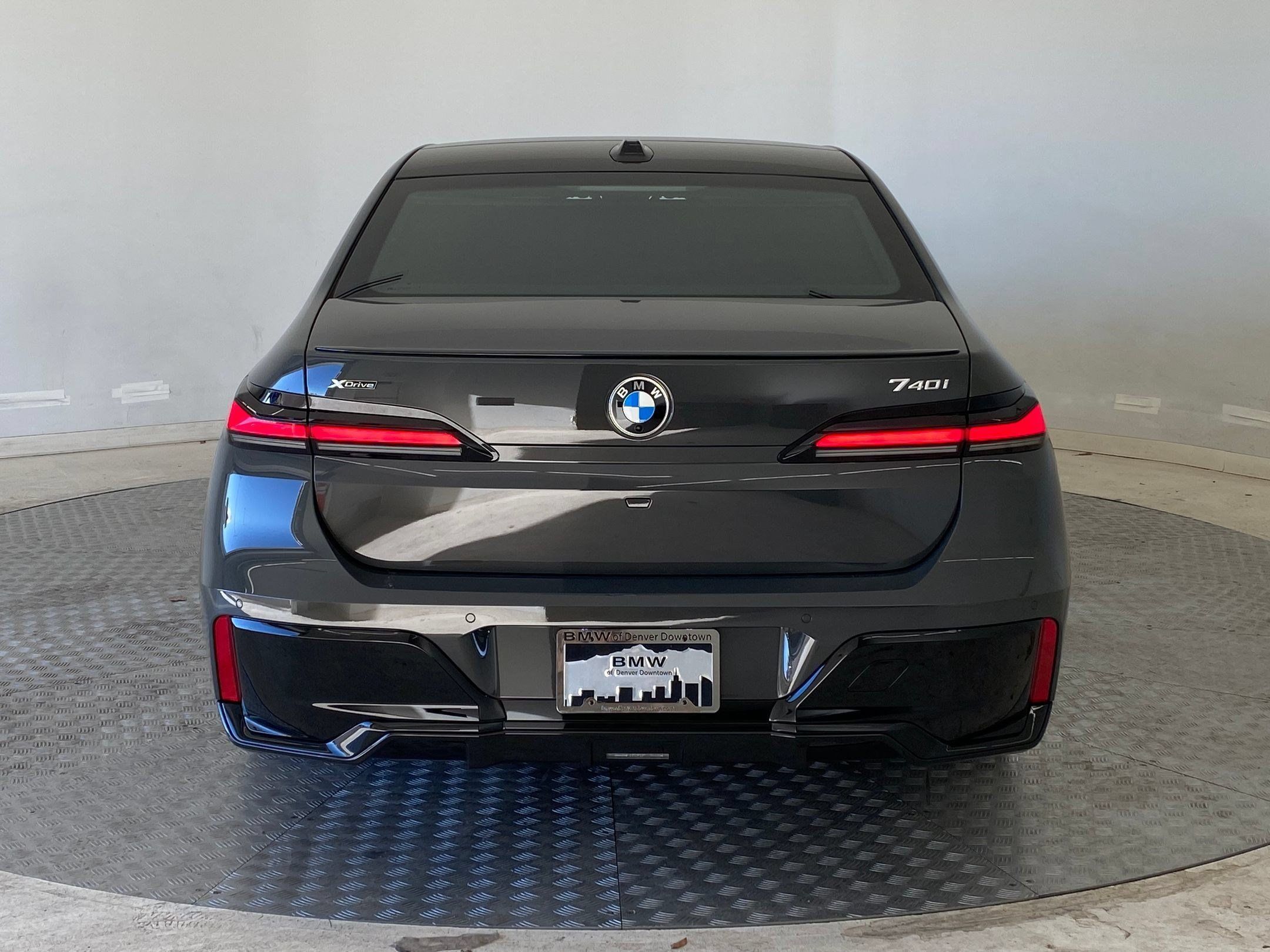 Used 2026 BMW 740i xDrive w/ Executive Package AWD/4WD image 10
