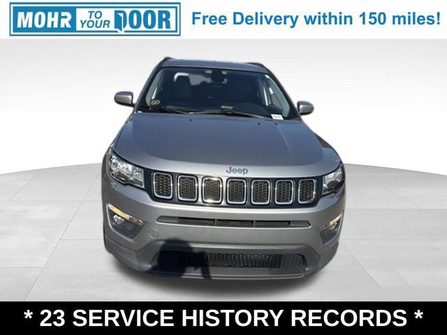Used 2019 Jeep Compass Latitude FWD image 9