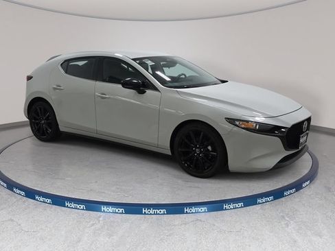 Used 2024 MAZDA MAZDA3 s FWD image 4