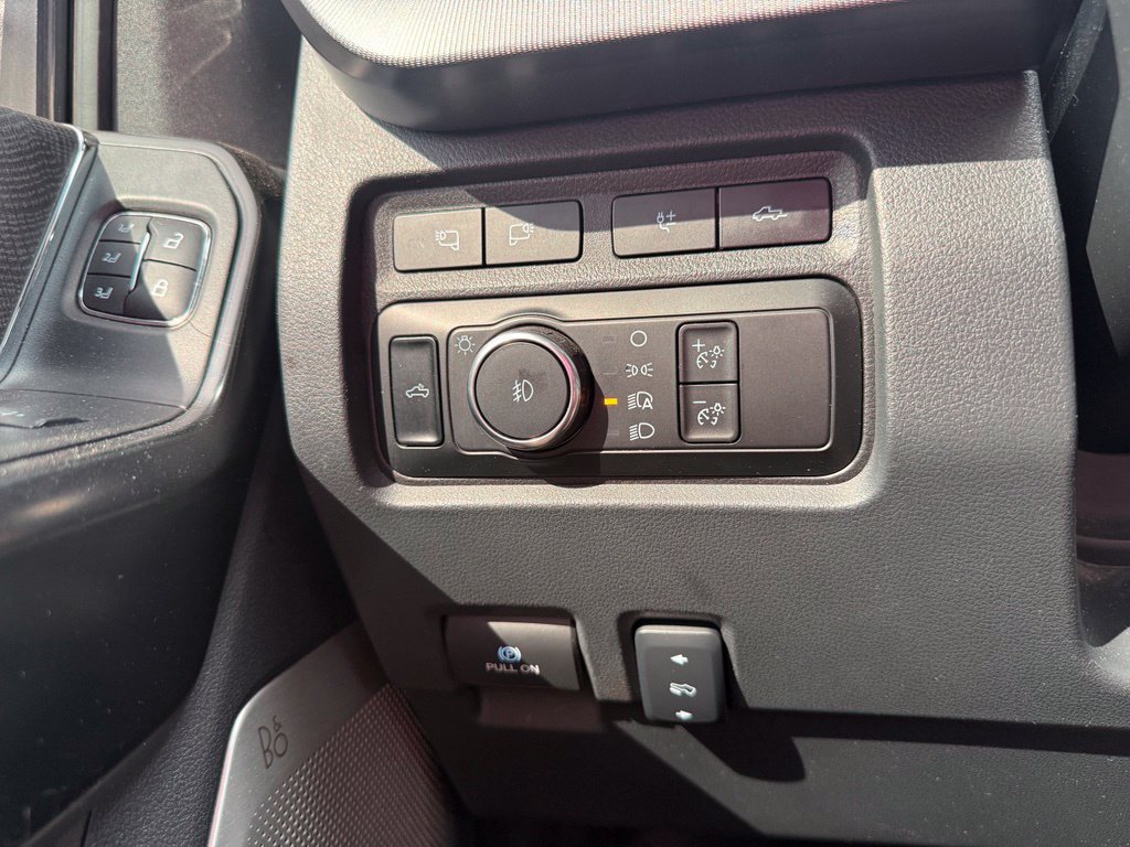 Used 2024 Ford F250 Platinum AWD/4WD image 18