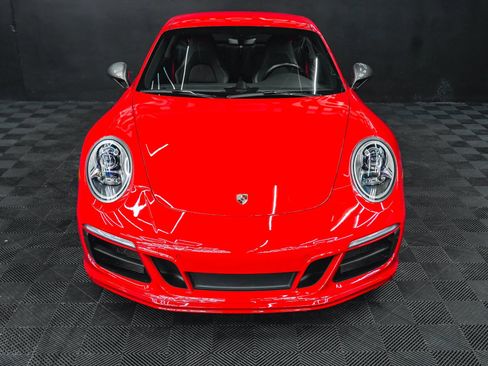 Used 2018 Porsche 911 Carrera T RWD image 9