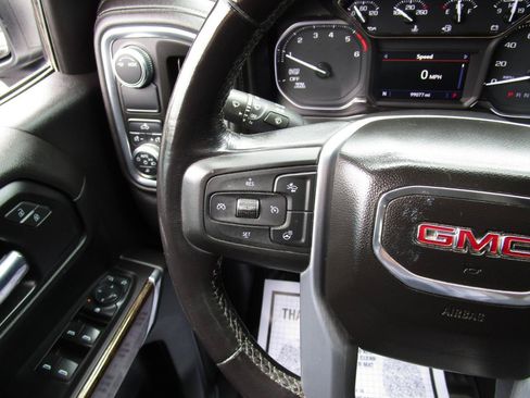 Used 2021 GMC Sierra 1500 SLE w/ Preferred Package RWD image 16