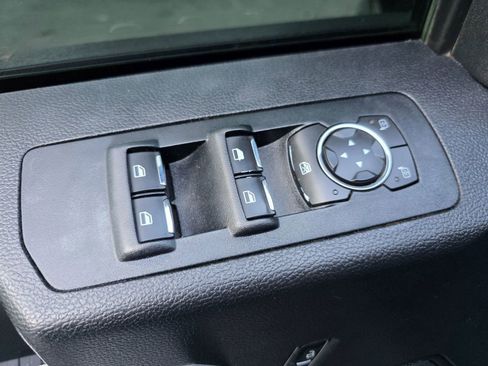 Used 2016 Ford F150 XLT w/ Equipment Group 302A Luxury image 23