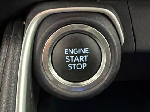 Certified 2025 Toyota Grand Highlander FWD image 30