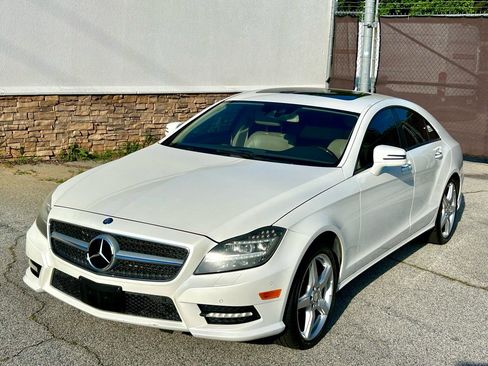 Used 2012 Mercedes-Benz CLS 550 image 3
