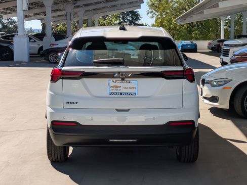 New 2027 Chevrolet Bolt LT w/ Comfort Package image 5