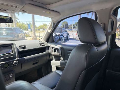 Used 2014 Honda Ridgeline RTL image 11