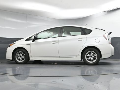 Used 2011 Toyota Prius Three image 28