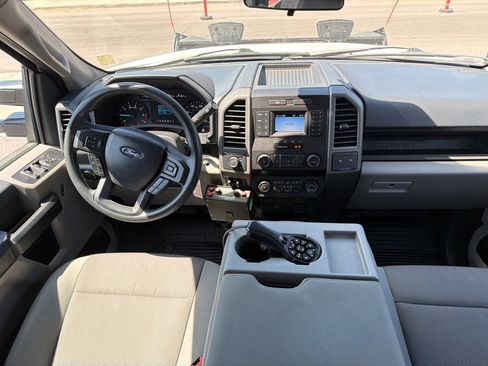 Used 2022 Ford F250 XL w/ Power Equipment Group AWD/4WD image 8