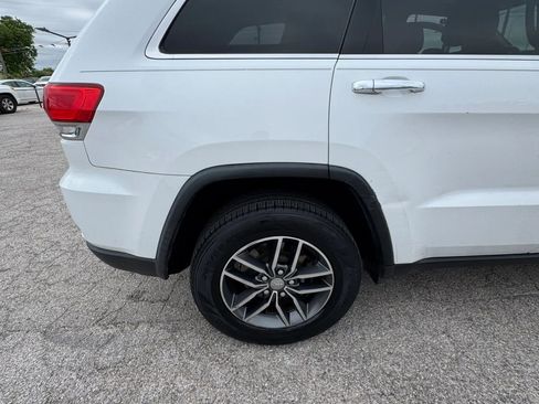 Used 2017 Jeep Grand Cherokee Limited w/ Luxury Group II RWD image 28