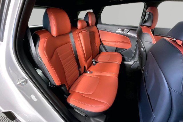 New 2027 Kia Sportage SX FWD image 11