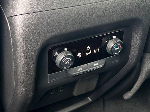 New 2025 Chevrolet Traverse LT w/ Enhanced Driving Package image 14