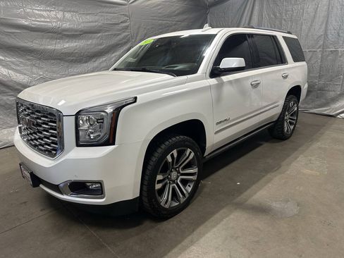 Used 2019 GMC Yukon Denali w/ Denali Ultimate Package AWD/4WD image 3