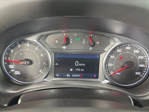 Used 2023 GMC Terrain SLT FWD image 28