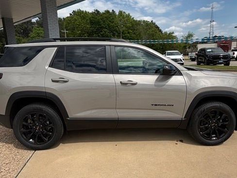 New 2026 GMC Terrain Elevation image 2