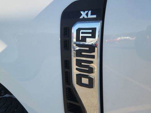 Used 2024 Ford F250 XL image 20