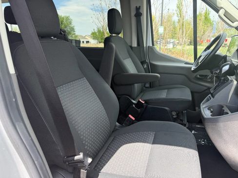 Used 2022 Ford Transit 350 XLT RWD image 19