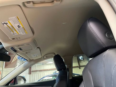 Used 2023 Buick Envision Essence AWD/4WD image 13