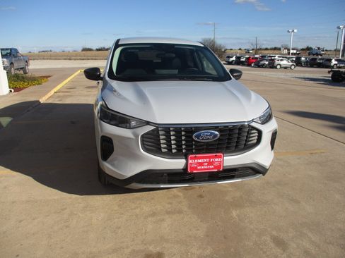 New 2026 Ford Escape Active w/ Active Premium Tech Pack image 5