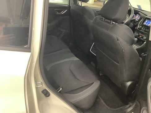 Used 2023 Subaru Forester Premium AWD/4WD image 16