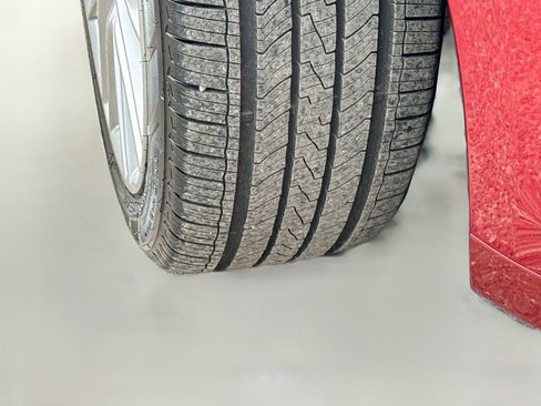 Used 2020 Genesis G70 2.0T image 42